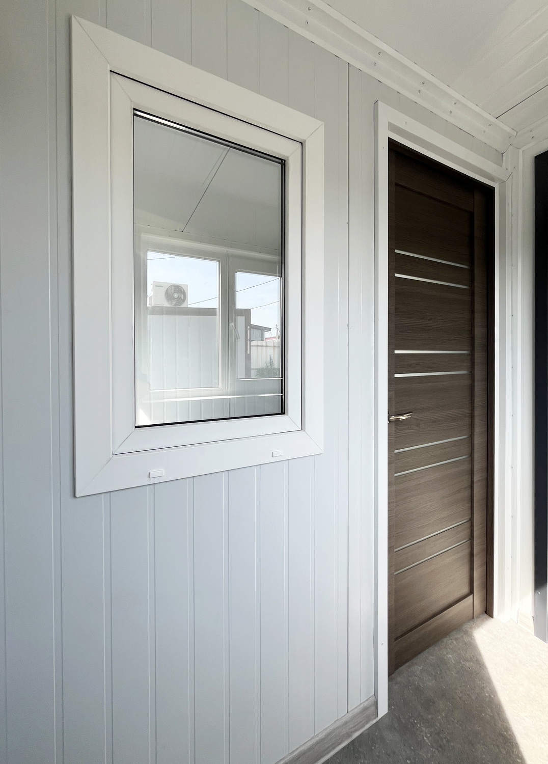 Интерьер модуля из сэндвич-панелей&nbsp; &nbsp; &nbsp;